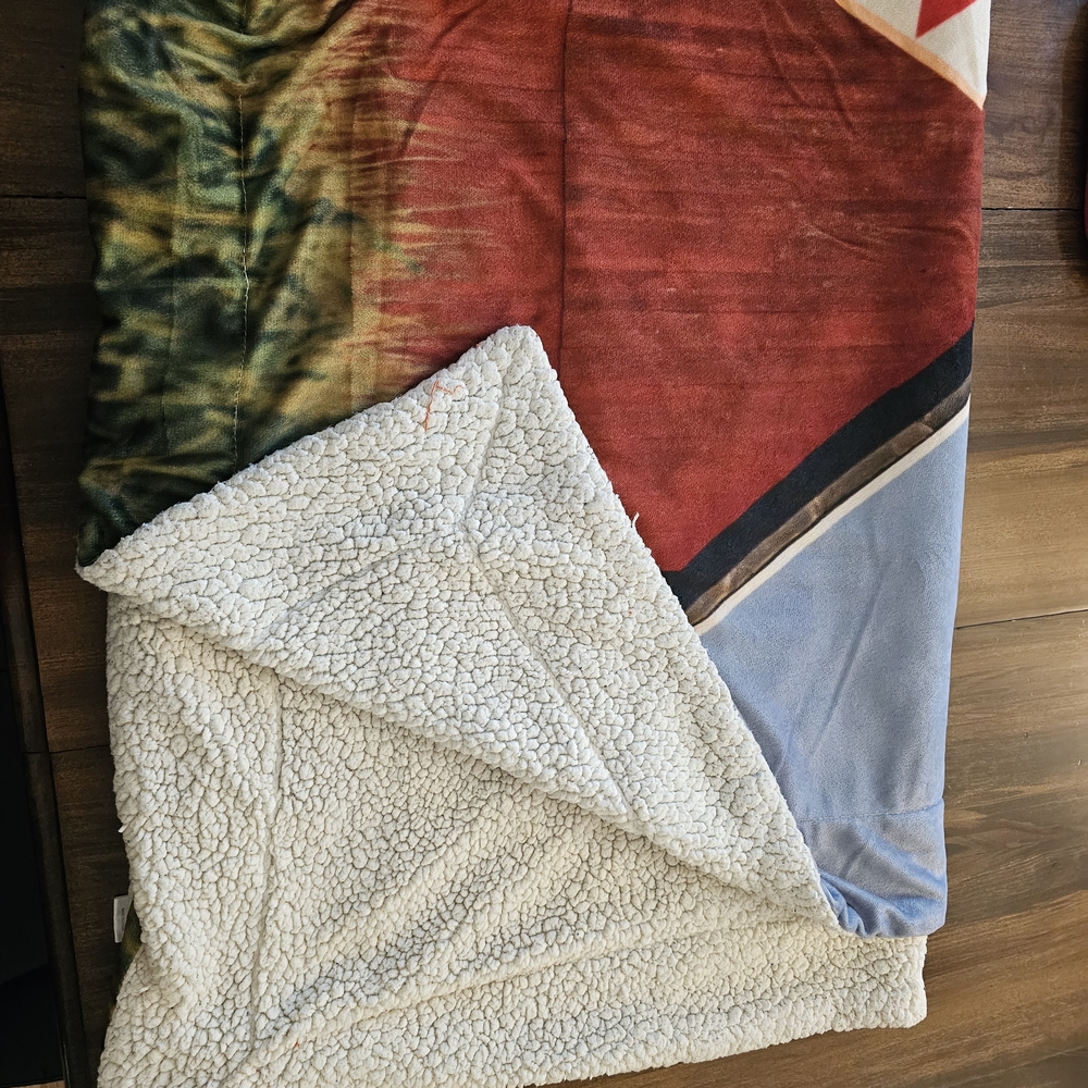 Cozy Multicolor Sherpa Blanket